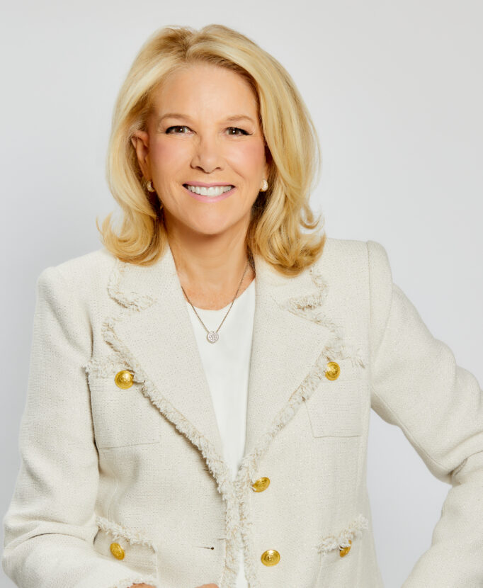 Joan Lunden Profile Photo
