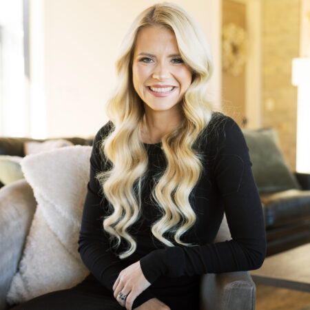 Elizabeth Smart Profile Photo