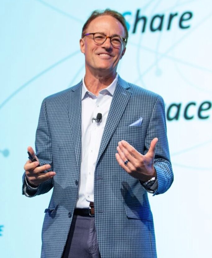 Andrew Busch Profile Photo