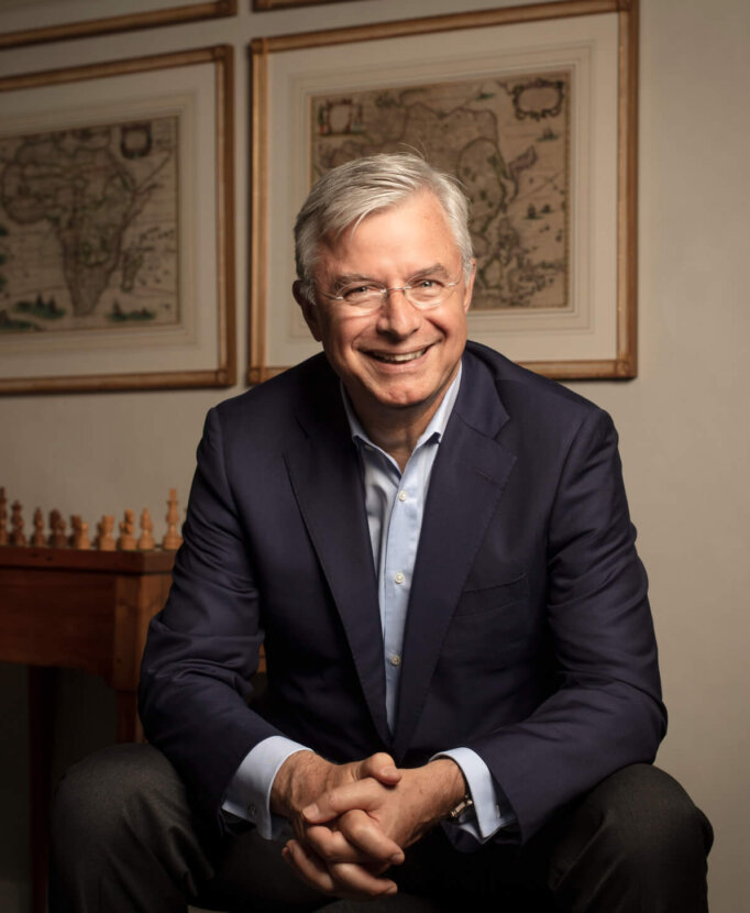 Hubert Joly Profile Photo