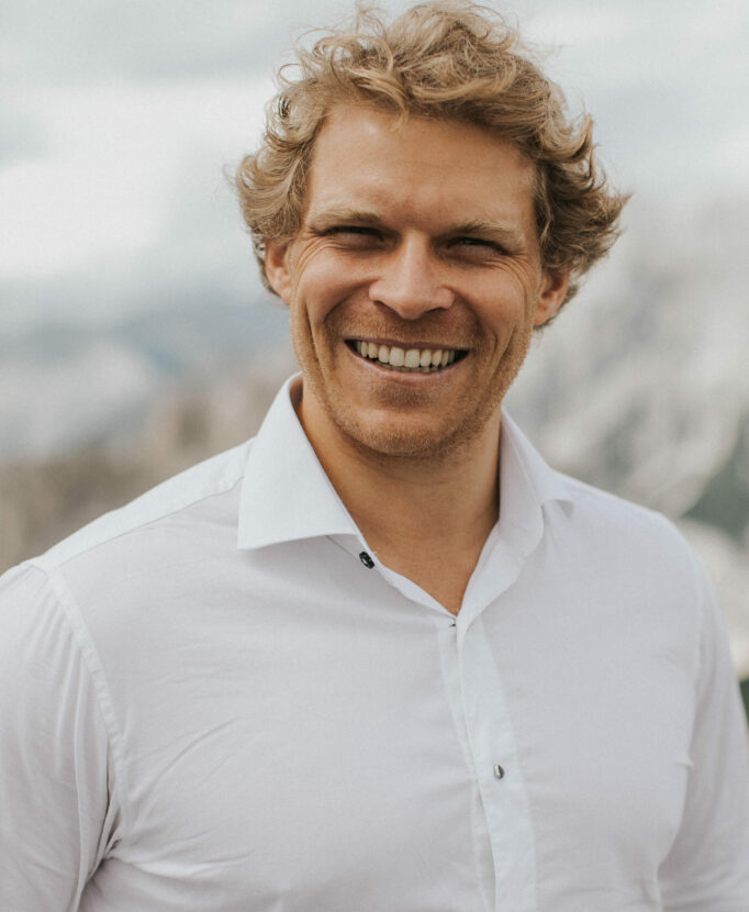 Julian Hosp Profile Photo