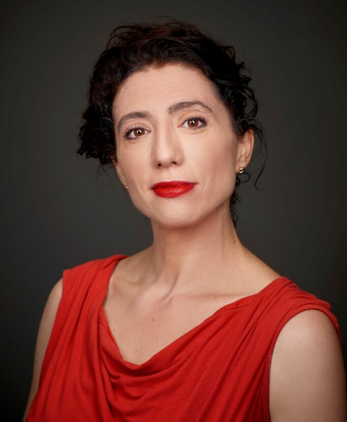 Olivia Fox Cabane Profile Photo