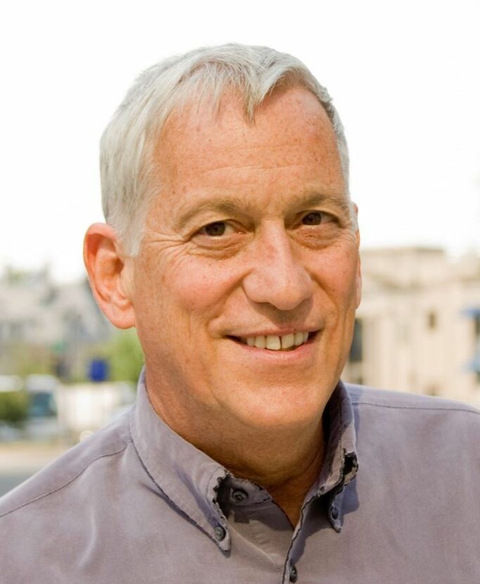 Walter Isaacson Profile Photo