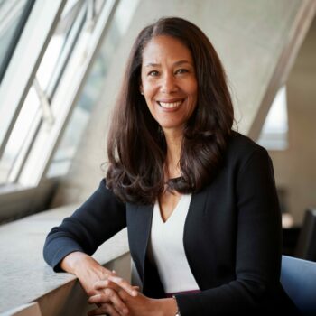 Mona Sutphen Profile Photo