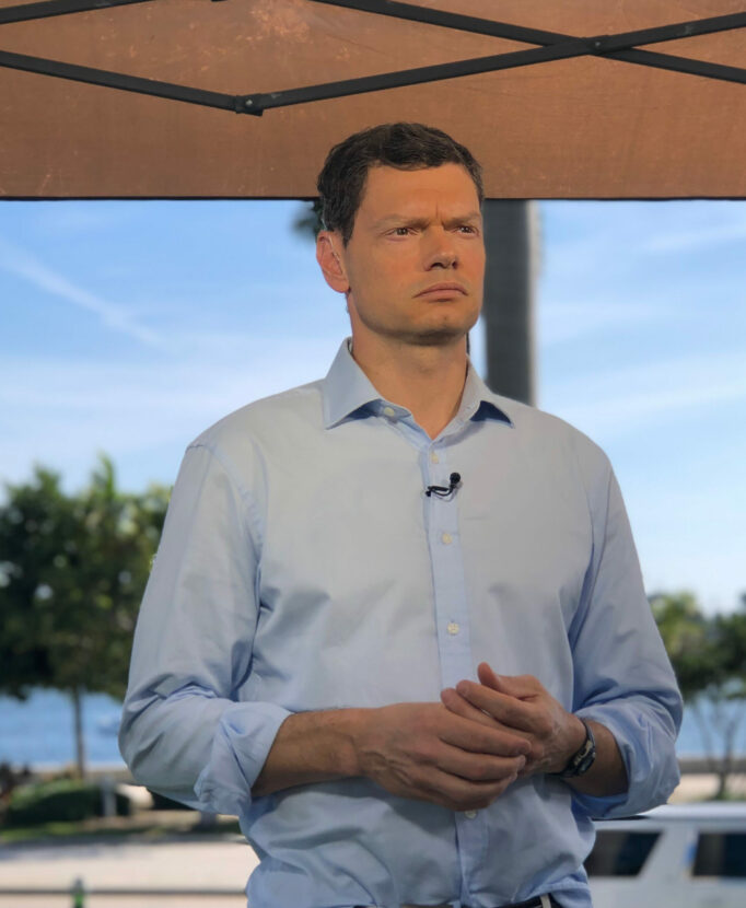 Hans Nichols Profile Photo