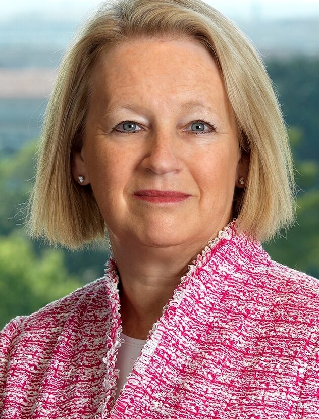 Mary Schapiro Profile Photo