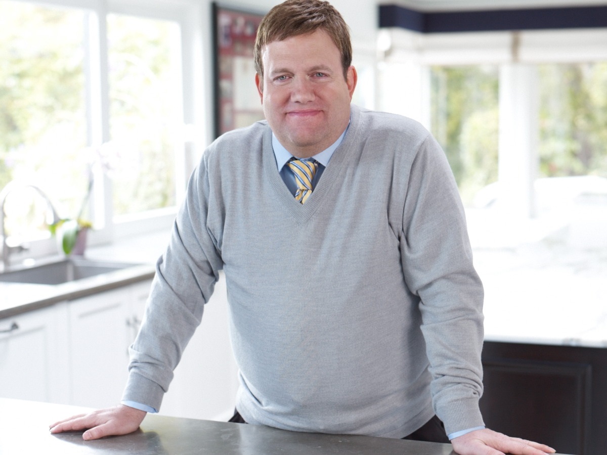 Frank Luntz Speaking Engagements, Schedule, & Fee | WSB
