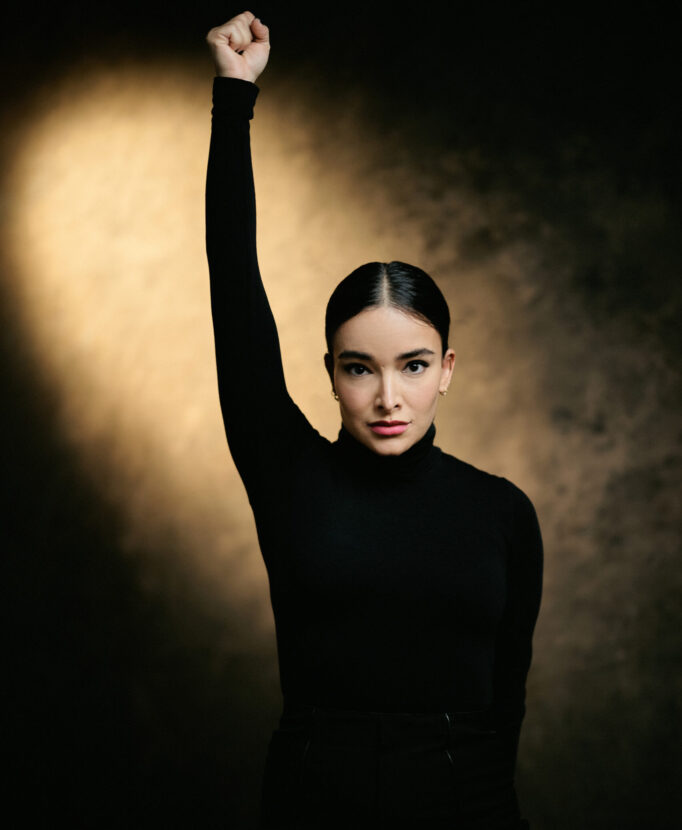 Golazin Memar Ardestani Profile Photo