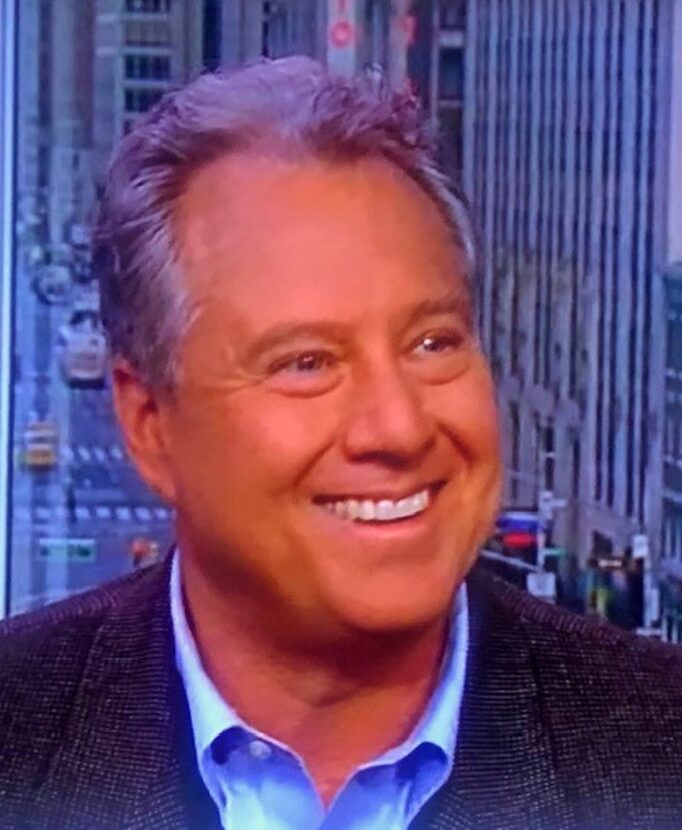 Robert Wolf Profile Photo