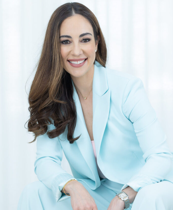 Mariana Atencio Profile Photo