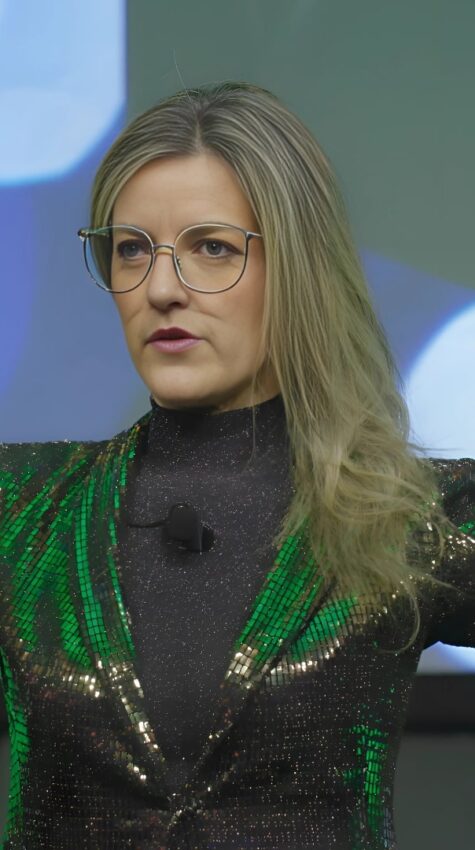 Nikki Greenberg Profile Photo