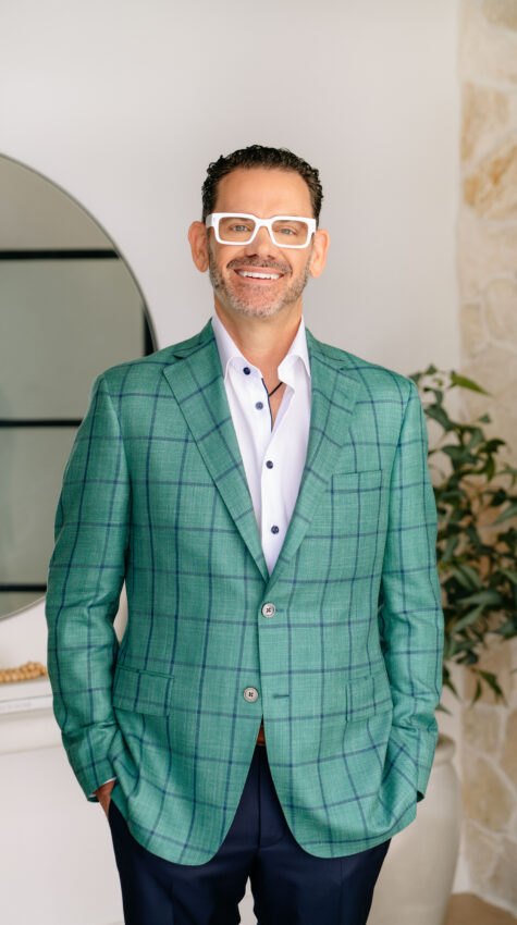 Chris Dyer Profile Photo