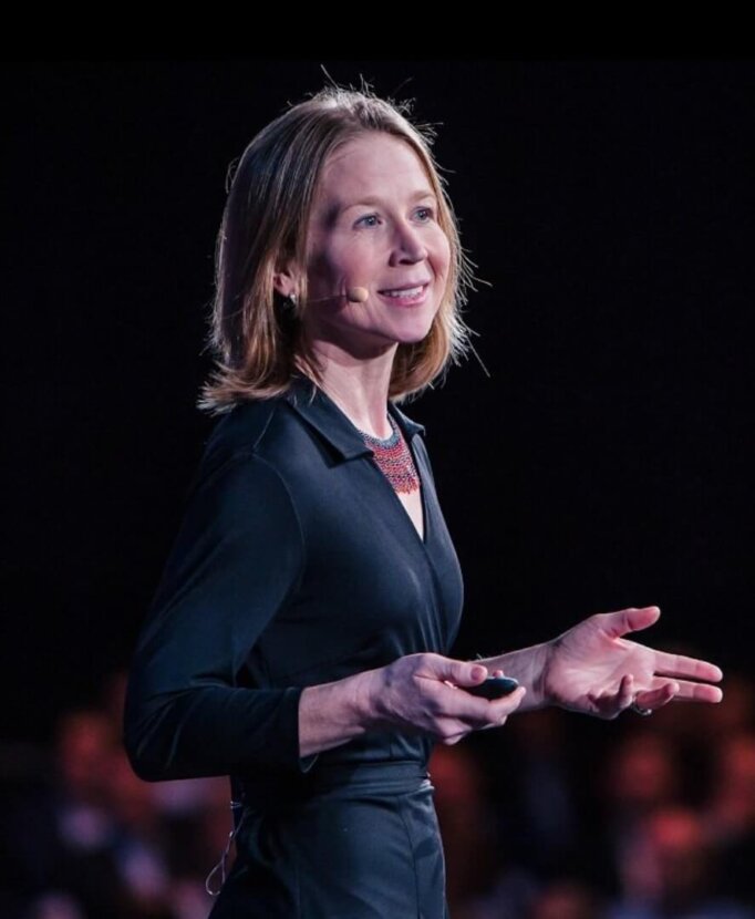 April Rinne Profile Photo