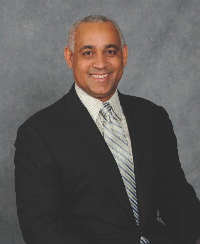 Omar Minaya Profile Photo