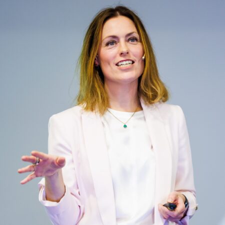 Els van der Helm Profile Photo