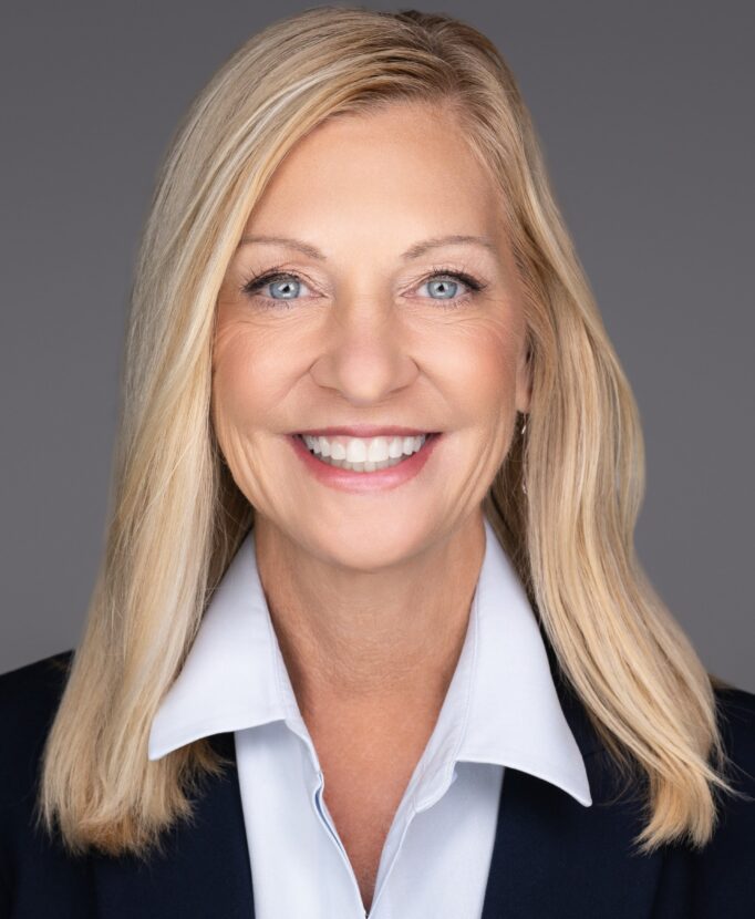 Karen Lynch Profile Photo