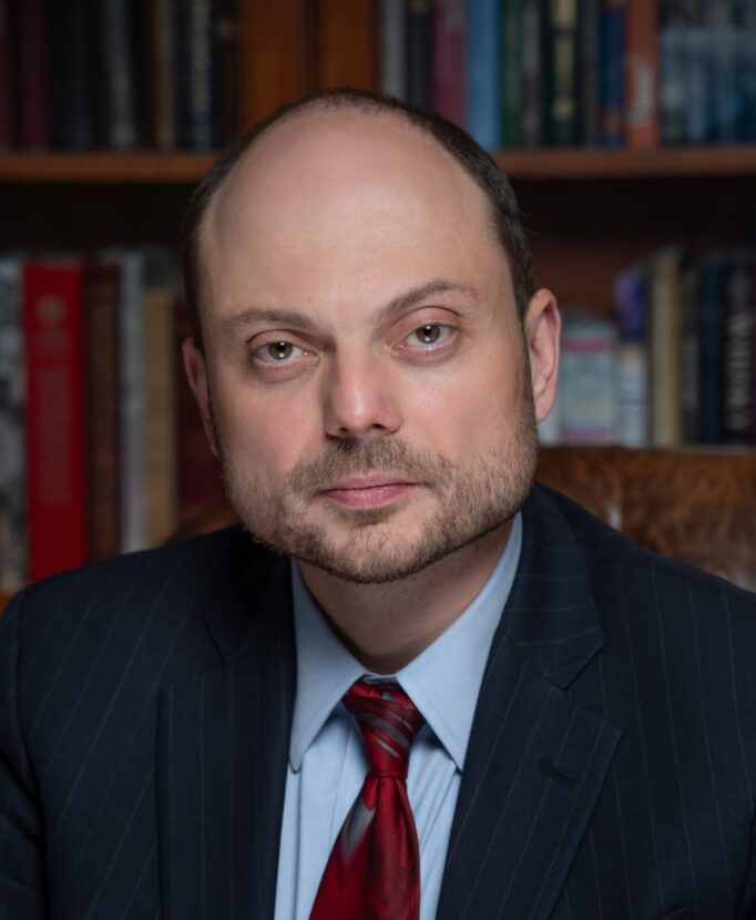 Vladimir Kara-Murza Profile Photo